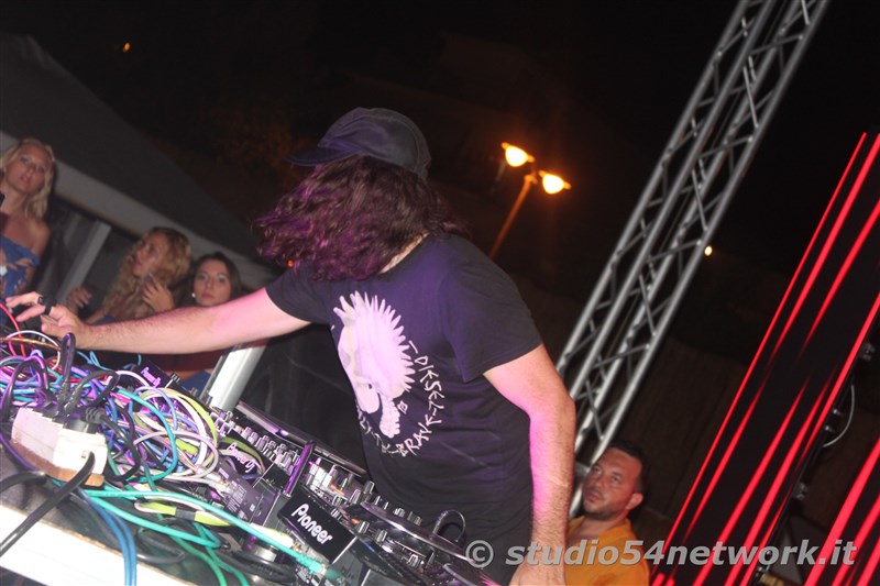 Soldout al lido Mirage, per il beachparty, con Studio54network