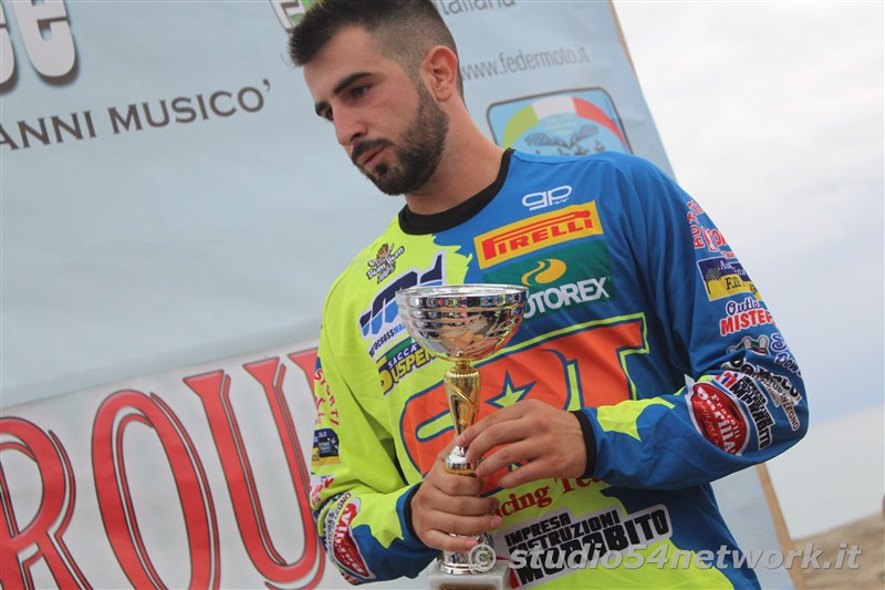 Bagno di pubblico per la finale Beachcross 2019, sul lungomare di Roccella Jonica. In diretta interregionale solo su Studio54ne