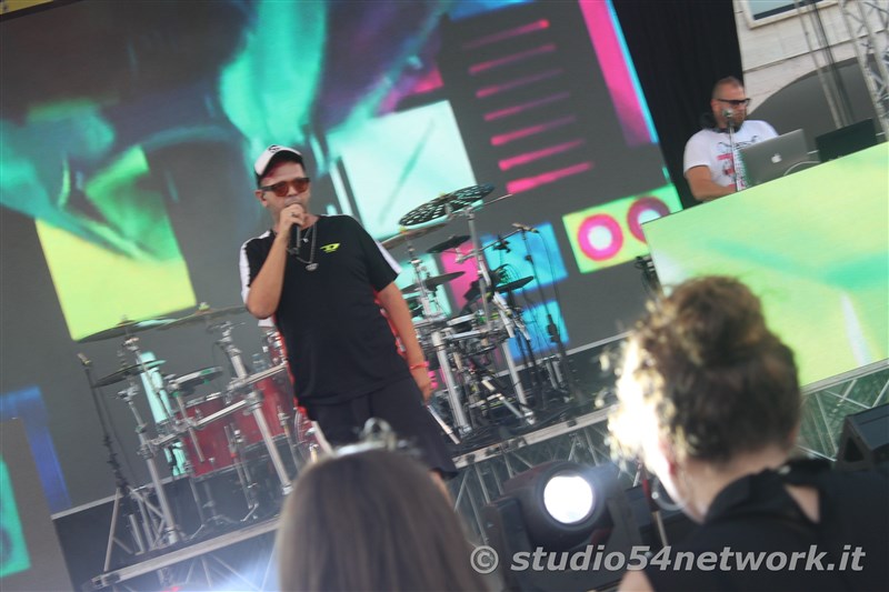 Boomdabash in concerto per il Settembre Rendese, in diretta con Studio54network