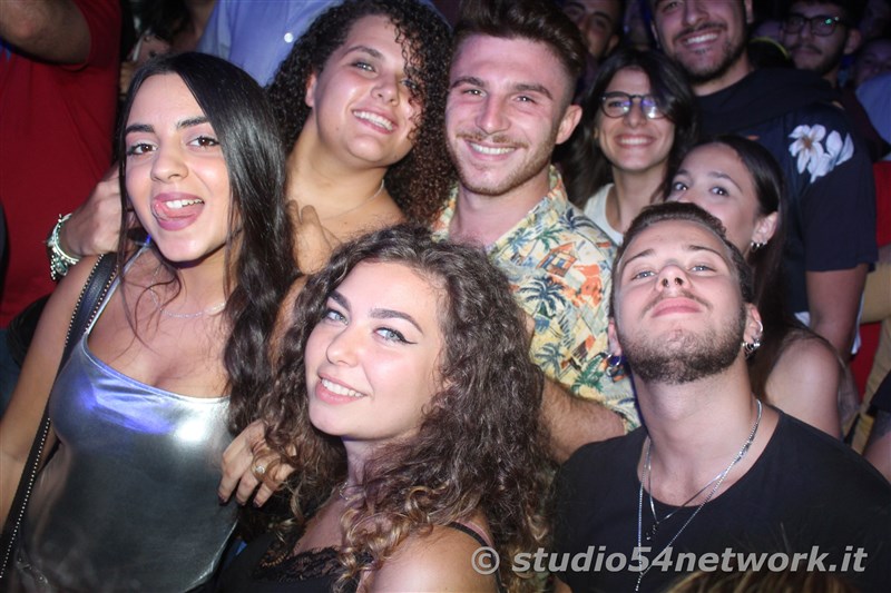 Boomdabash in concerto per il Settembre Rendese, in diretta con Studio54network