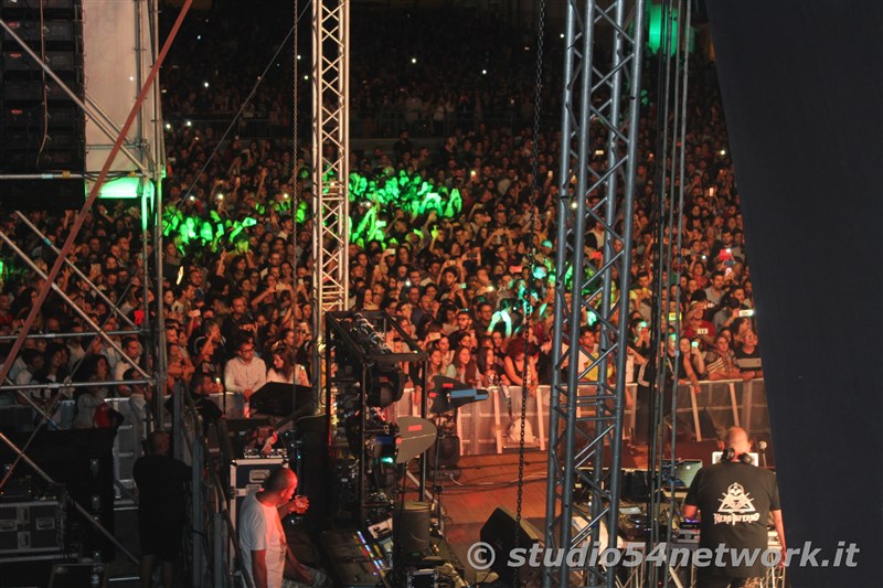 Boomdabash in concerto per il Settembre Rendese, in diretta con Studio54network