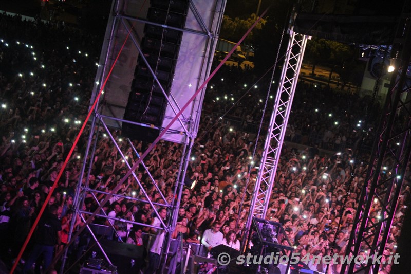 Boomdabash in concerto per il Settembre Rendese, in diretta con Studio54network