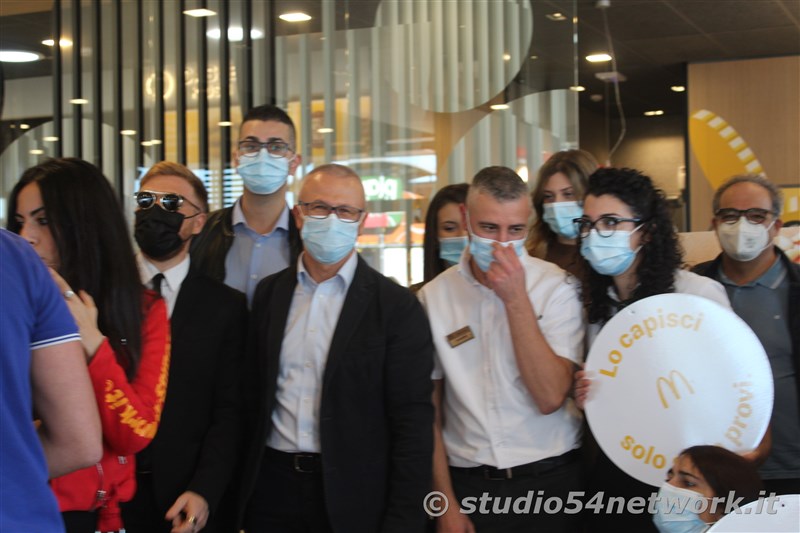 A corigliano Mc Donald's cambia ricetta con il Best Burger! Su Studio54network lo abbiamo assaggiato in anteprima per voi!