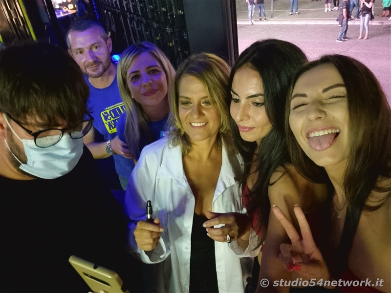 Grande successo per l'attesa Irene Grandi, in concerto a Rende su Via Rossini, per il Settembre Rendese 2021. In diretta solo su Studio54network!