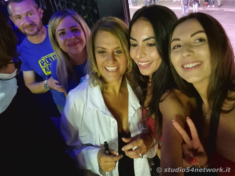 Grande successo per l'attesa Irene Grandi, in concerto a Rende su Via Rossini, per il Settembre Rendese 2021. In diretta solo su Studio54network!