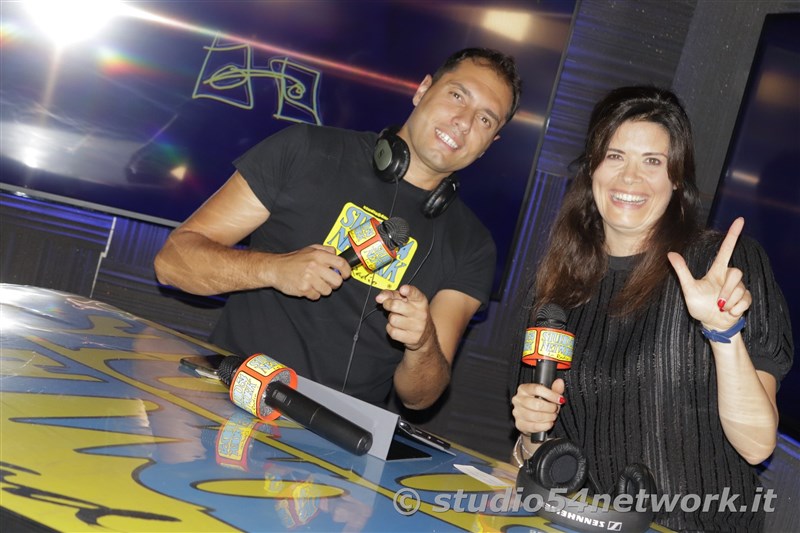 Grande successo per l'attesa Irene Grandi, in concerto a Rende su Via Rossini, per il Settembre Rendese 2021. In diretta solo su Studio54network!