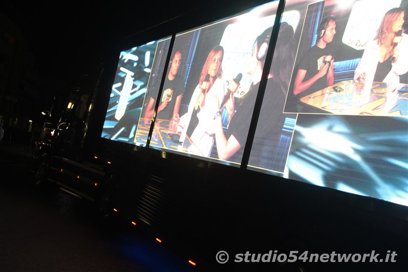 Grande successo per l'attesa Irene Grandi, in concerto a Rende su Via Rossini, per il Settembre Rendese 2021. In diretta solo su Studio54network!
