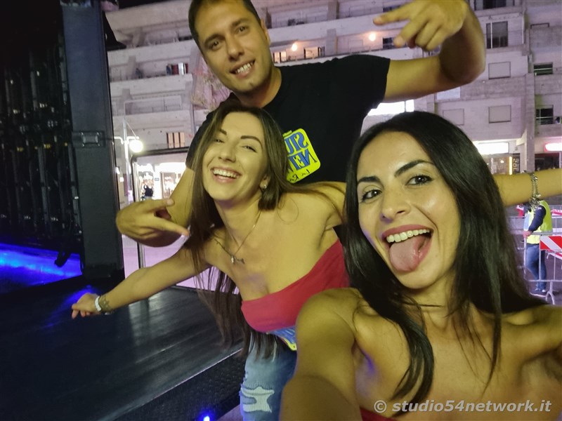 Grande successo per l'attesa Irene Grandi, in concerto a Rende su Via Rossini, per il Settembre Rendese 2021. In diretta solo su Studio54network!