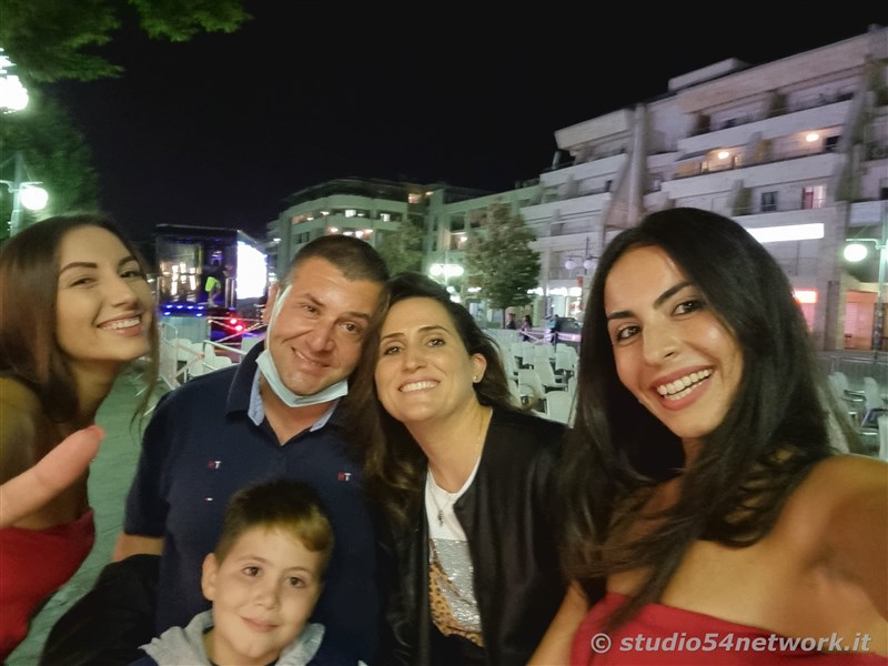 Grande successo per l'attesa Irene Grandi, in concerto a Rende su Via Rossini, per il Settembre Rendese 2021. In diretta solo su Studio54network!