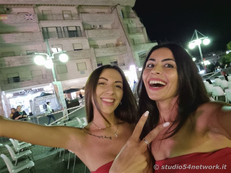 Grande successo per l'attesa Irene Grandi, in concerto a Rende su Via Rossini, per il Settembre Rendese 2021. In diretta solo su Studio54network!