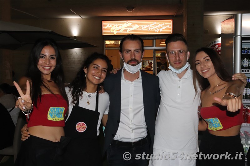 Grande successo per l'attesa Irene Grandi, in concerto a Rende su Via Rossini, per il Settembre Rendese 2021. In diretta solo su Studio54network!