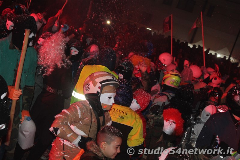 Soldout Zero Gravity, il gran ballo di Carnevale, a Melicucco, nel Centro Storico, con Studio54network