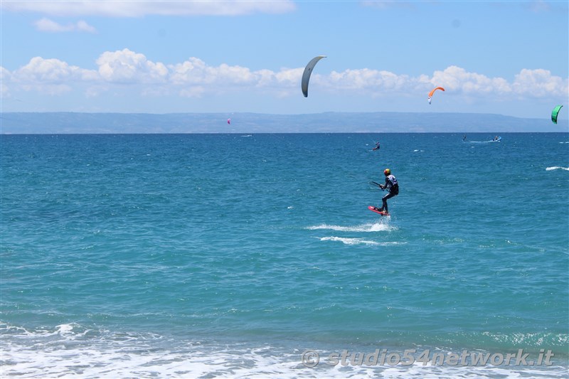 Con Studio54network, ritornano i Mondiali di Kite in Calabria, ritornano all'Hangloose beach di Gizzeria