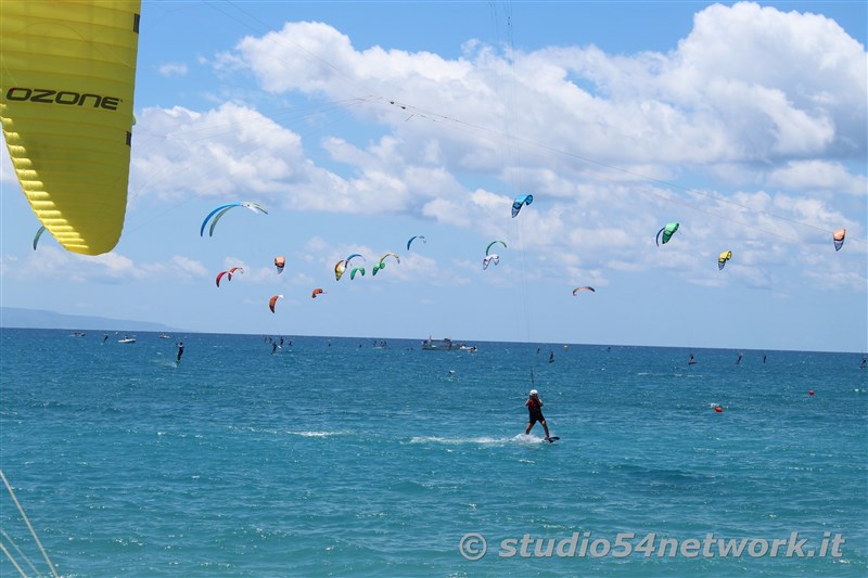 Con Studio54network, ritornano i Mondiali di Kite in Calabria, ritornano all'Hangloose beach di Gizzeria