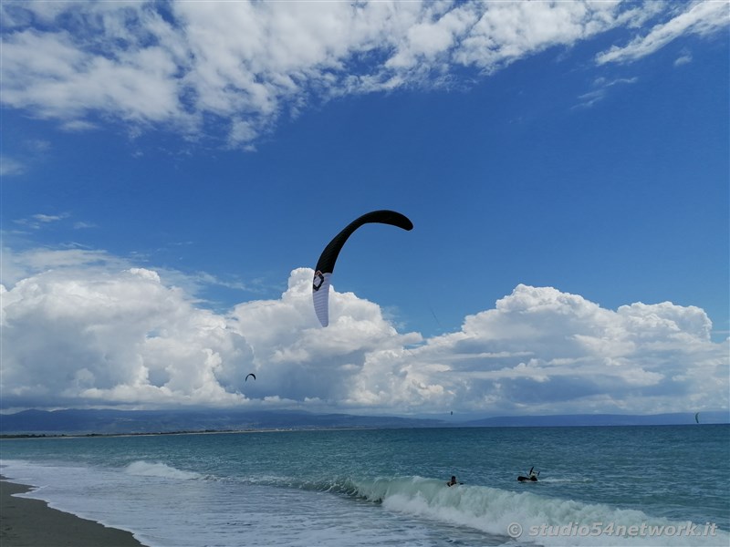 Con Studio54network, ritornano i Mondiali di Kite in Calabria, ritornano all'Hangloose beach di Gizzeria