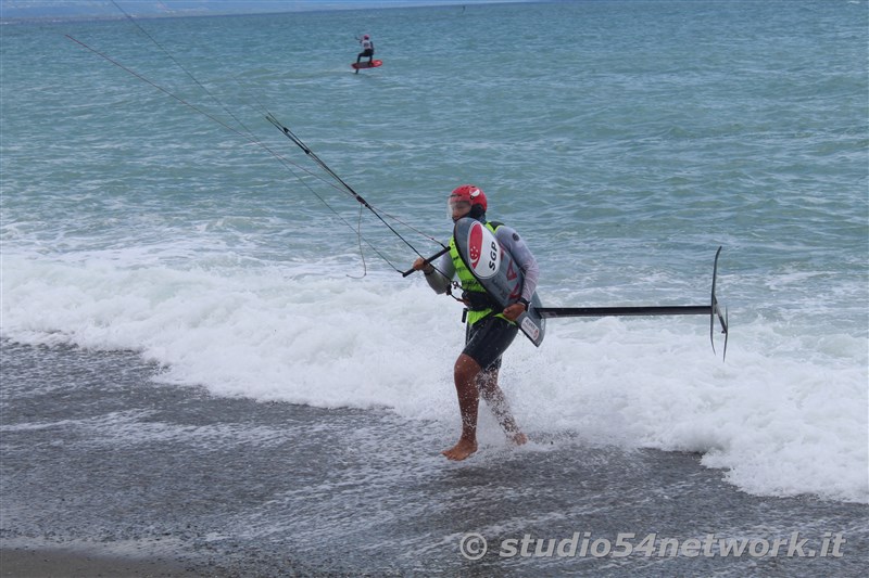 Con Studio54network, ritornano i Mondiali di Kite in Calabria, ritornano all'Hangloose beach di Gizzeria