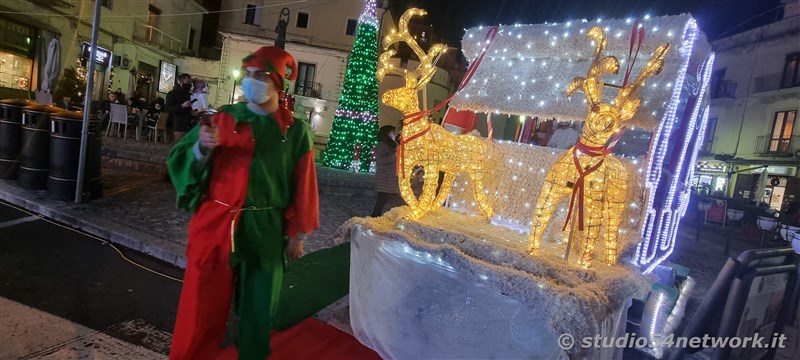 Nella citt di San Francesco, si accende il Natale, con Studio54network.