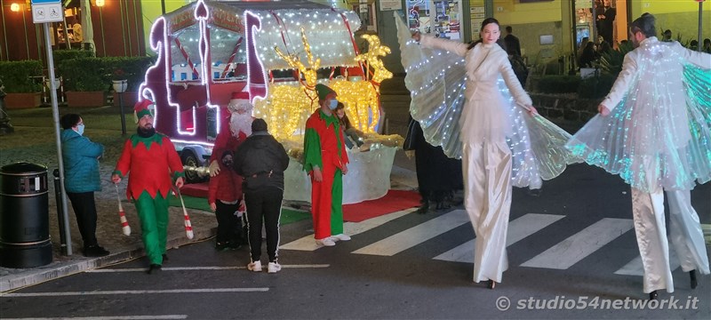 Nella citt di San Francesco, si accende il Natale, con Studio54network.