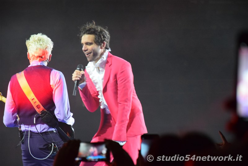 Mika a Reggio Calabria, con Revelation Tour, su Studio54network, per Fatti di Musica 2020