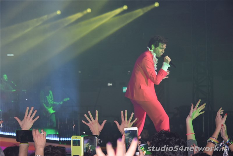 Mika a Reggio Calabria, con Revelation Tour, su Studio54network, per Fatti di Musica 2020