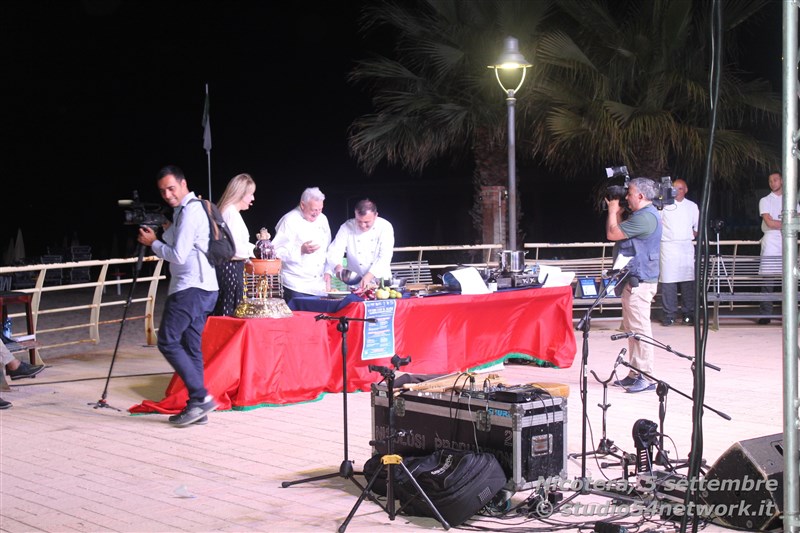 vivere-col-mare-a-nicotera-marina-con-studio54network