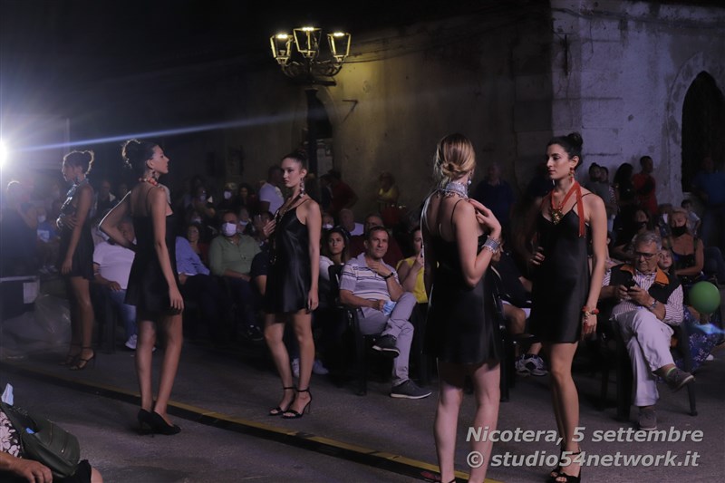 vivere-col-mare-a-nicotera-marina-con-studio54network