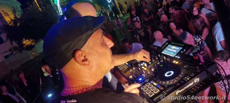 Per la Notte Piccante 2022, a Lago,  Area54, con Studio54network e Dj Jad & Wlady
