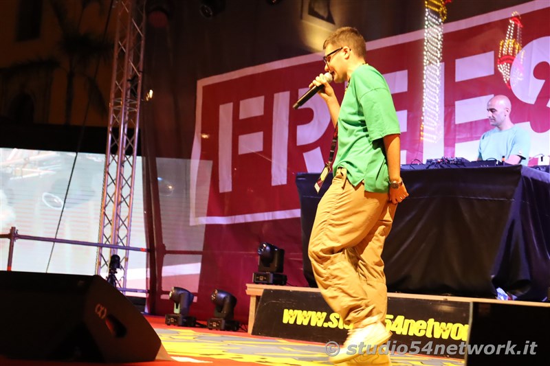 Una festa pazzesca, con Studio54network e il suo 54FreStyle. Sul palco Bianca Atzei, Sud Sound System e Dj Jad & Wlady con tutt