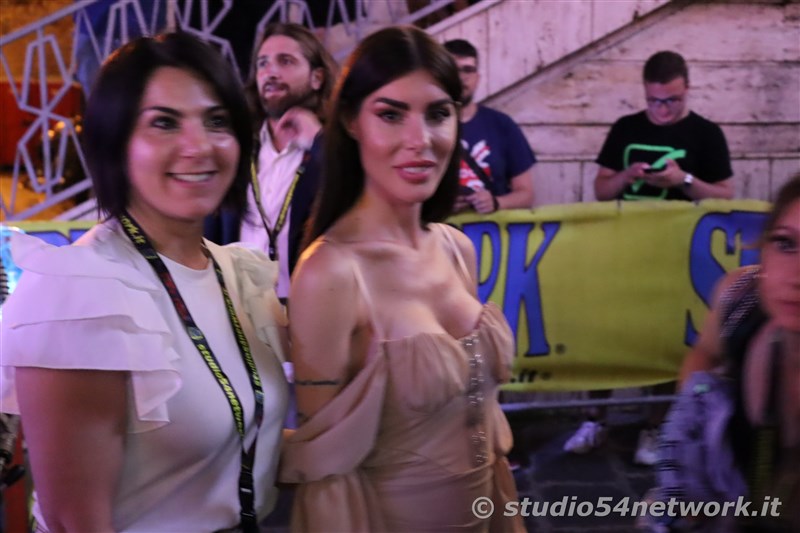 Una festa pazzesca, con Studio54network e il suo 54FreStyle. Sul palco Bianca Atzei, Sud Sound System e Dj Jad & Wlady con tutt