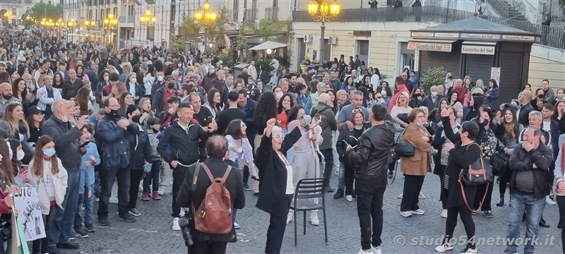 A Lamezia Terme, con l'Amministrazione comunale, tutti a tifare Luigi Strangis, che vince Amici 21