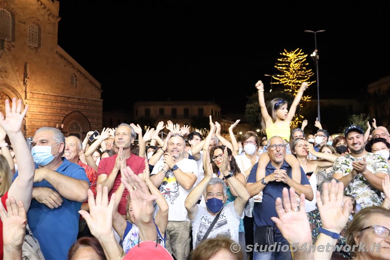 Una grande festa a Messina, in Piazza Duomo, con Carmen Consoli in concerto, in diretta su Studio4network!