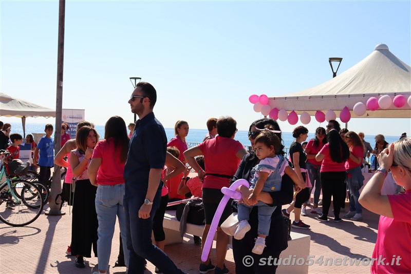 Locri è Padel in Rosa. Per la prevenzione dei tumori al seno la ricerca, domenica 16 ottobre, Locri si colora di rosa.