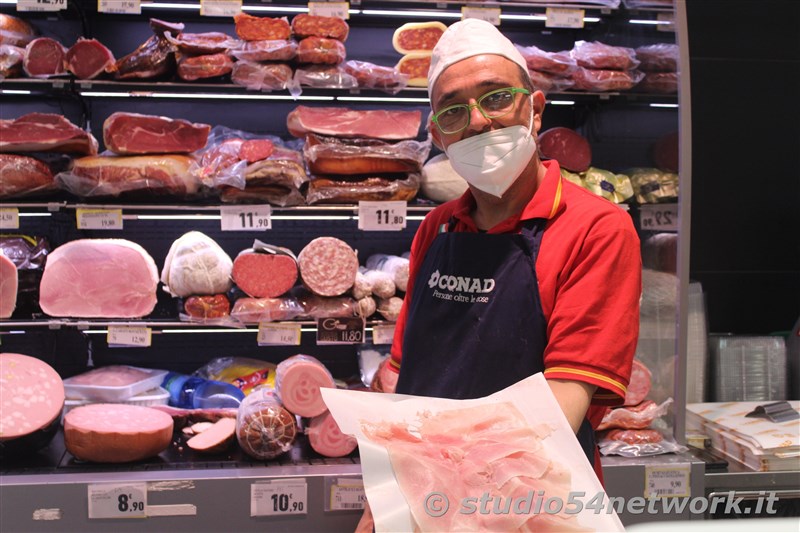E' RupesInTour, con l'Amaro Rupes e Studio54network. Una grande festa nei Supermercati Conad di Crotone!