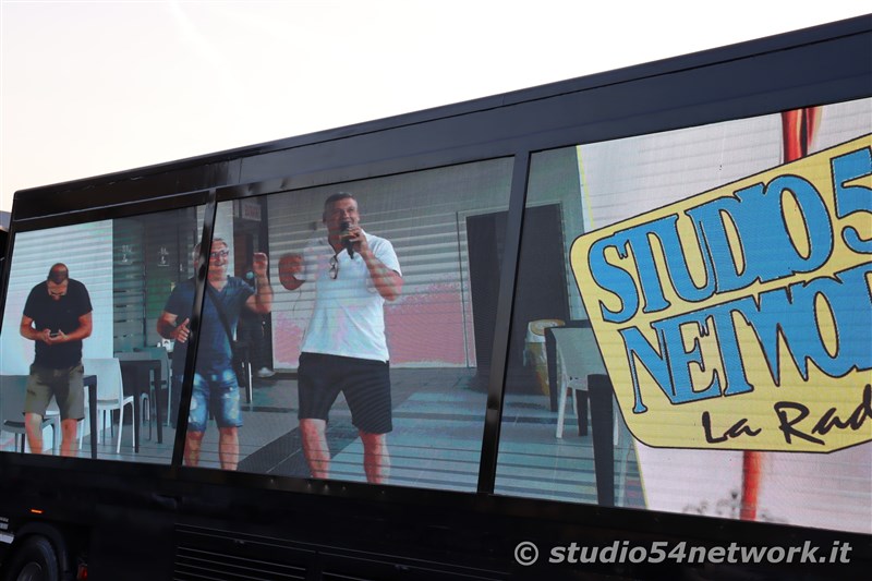 E' RupesInTour, con l'Amaro Rupes e Studio54network. Una grandissima festa al Parco commerciale La Rocca di Sellia Marina!