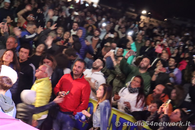 Sull'Aviosuperficie Franca di Villaggio Baffa  54Live, con Moreno, Roy Paci, Morgan, Sud Sound System,  Carboidrati, Dj Jad e Wlady