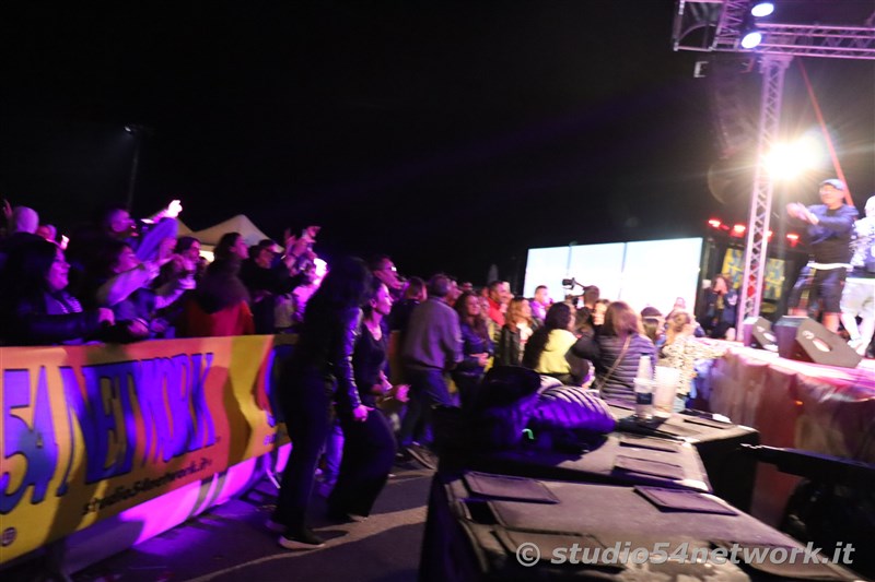 Sull'Aviosuperficie Franca di Villaggio Baffa  54Live, con Moreno, Roy Paci, Morgan, Sud Sound System,  Carboidrati, Dj Jad e Wlady