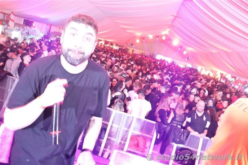 Grande la festa, nel Winterland di Siderno, con i Boomdabash, su Studio54network