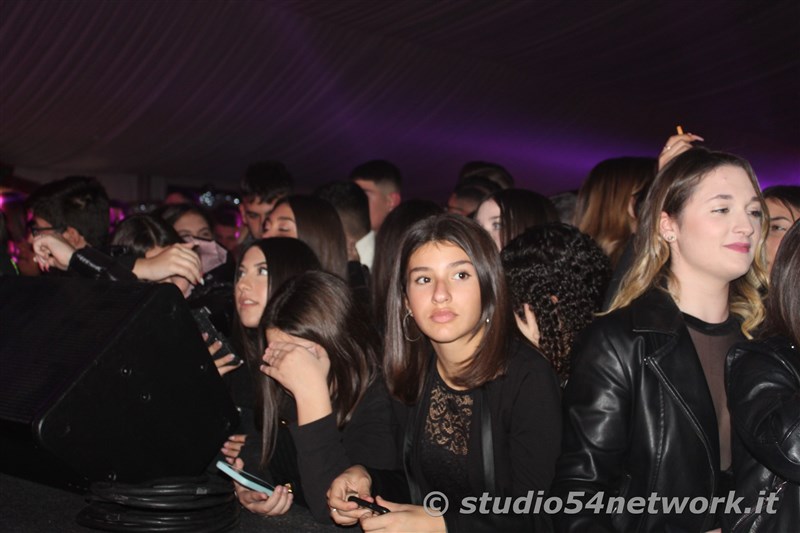 Grande la festa, nel Winterland di Siderno, con Rocco Hunt, su Studio54network
