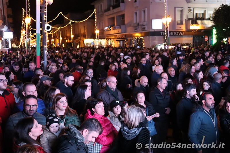 Grande la festa, nel Winterland di Siderno, con Rocco Hunt, su Studio54network