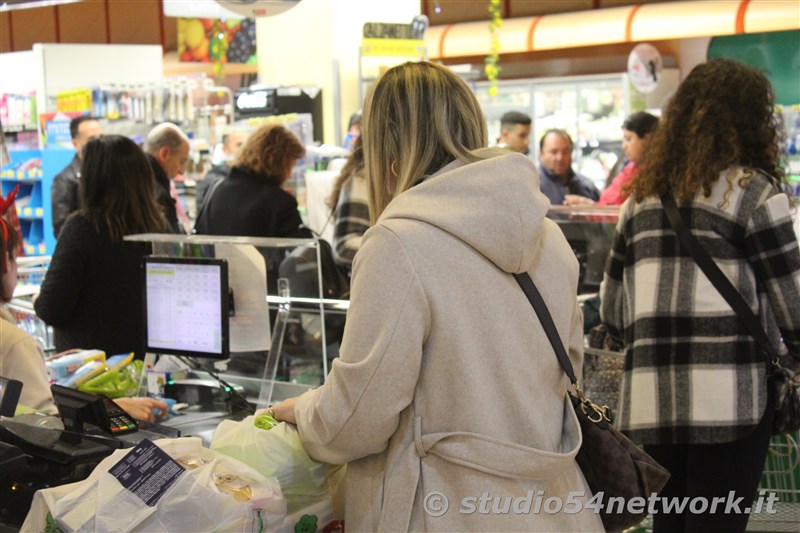 Con Ipersisa  Natale al centro commerciale I Gelsomini, con Studio54network