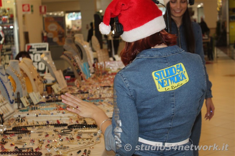 Con Ipersisa  Natale al centro commerciale I Gelsomini, con Studio54network