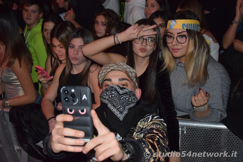 Sud Sound Festival, con Finesse, Ernia, e Sfera Ebbasta, l'8 dicembre 2023  una grandissima festa,  in diretta interregionale su Studio54network! 