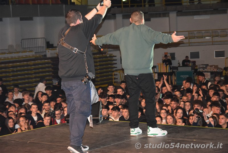 Sud Sound Festival, con Finesse, Ernia, e Sfera Ebbasta, l'8 dicembre 2023  una grandissima festa,  in diretta interregionale su Studio54network! 