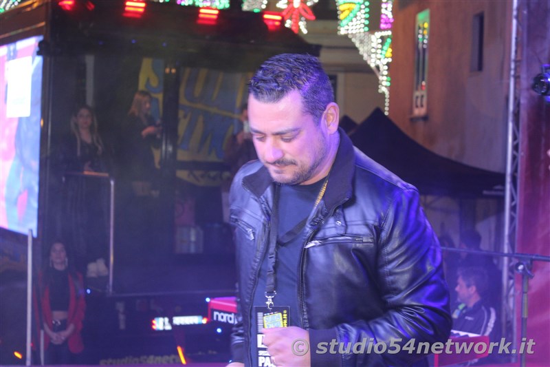 Soldout per il 54FreeStyle, nel Centro storico di Corigliano, per la Festa di San Francesco di Paola. Sul plalco Morgan, Dj Jad