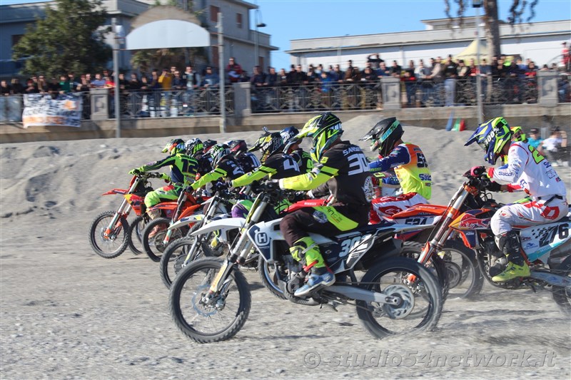 Sul lungomare di Marina di Gioiosa la Finalissima del Marecross 2023, anche su Studio54network