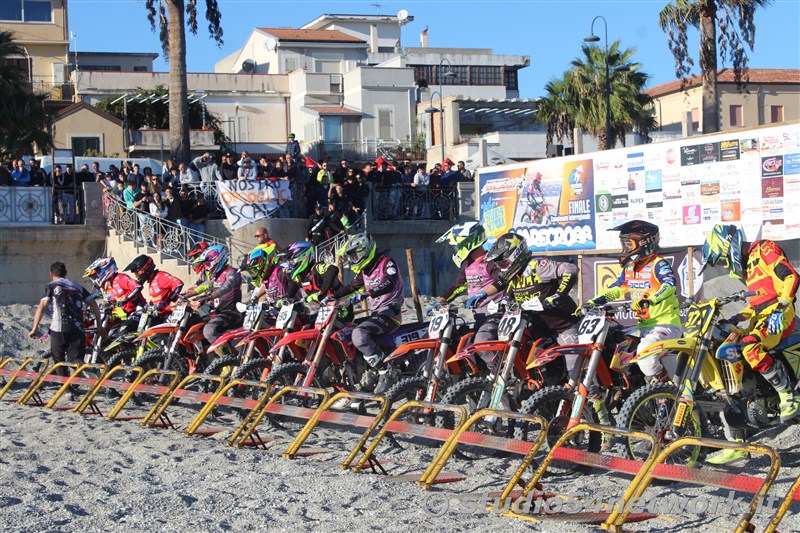 Sul lungomare di Marina di Gioiosa la Finalissima del Marecross 2023, anche su Studio54network