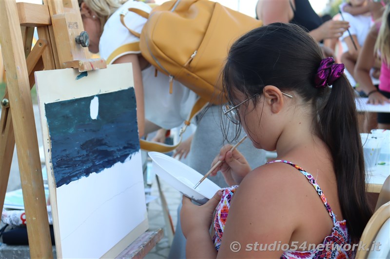 A Guardavalle parte l'estate con il Guardavalle Summer Fest. Food, beverage, ritmo, divertimento, tutto in Radiovisione su Stud e Calabrese, su Studio54network 
