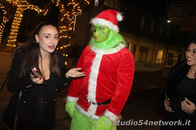 E' Natale a Praia a Mare, con tanta musica, artisti di strada, regali, gadgets, nel 54ChristmasTour, con Studio54network!   