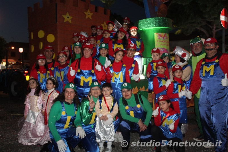 E' una grande festa ad Ardore, con il IV Carnevale della Locride e Area54, il djset di Studio54network!