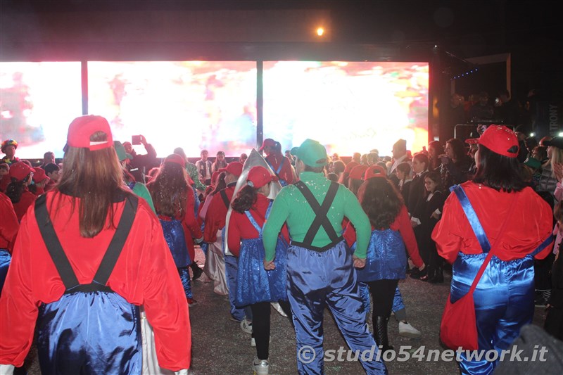 E' una grande festa ad Ardore, con il IV Carnevale della Locride e Area54, il djset di Studio54network!